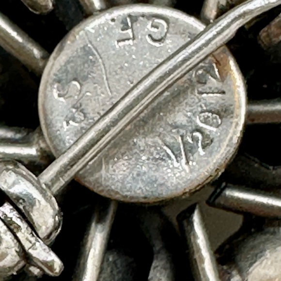 Vintage Brooch Lot - Picture 7 of 10